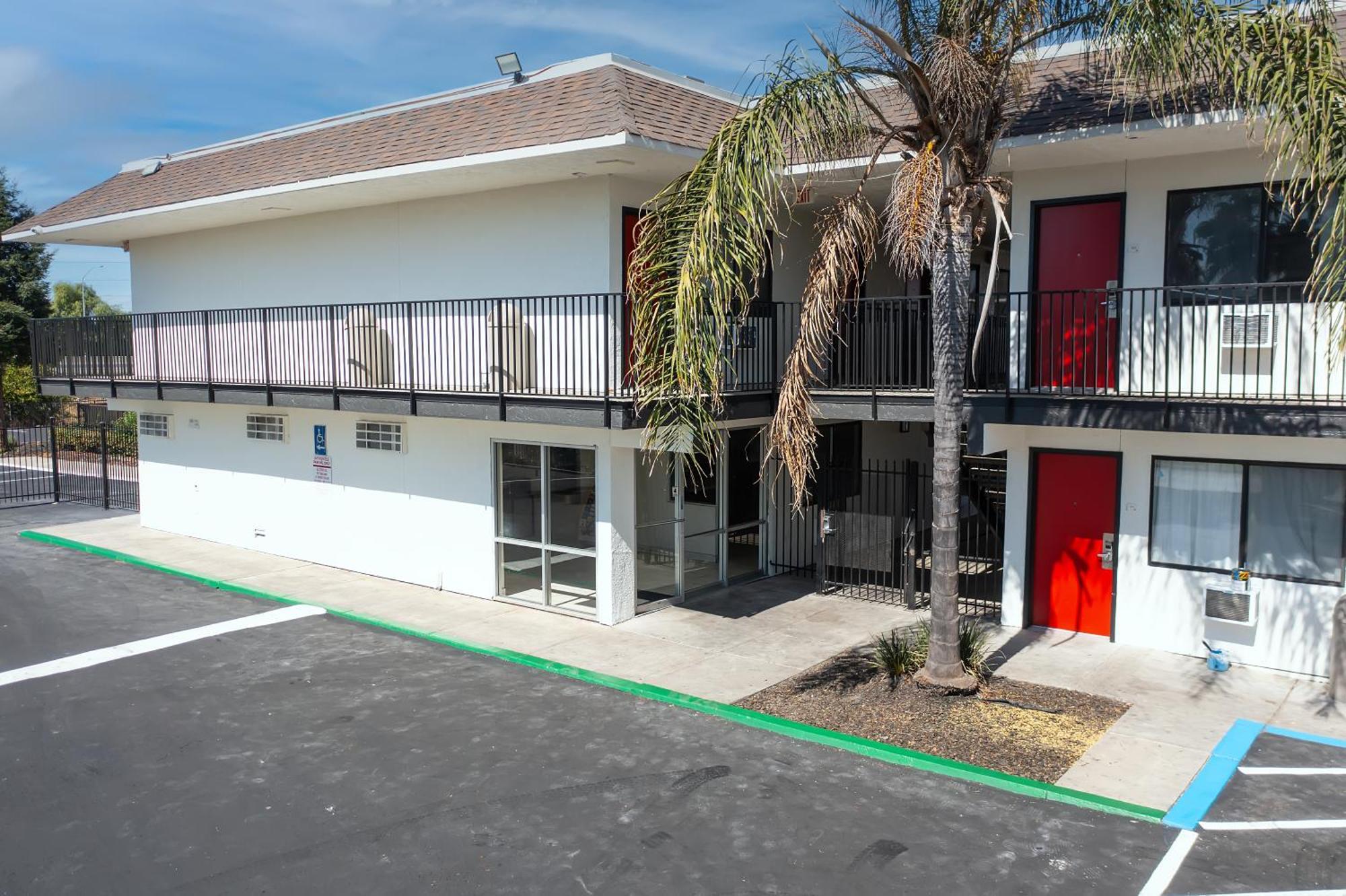 Econo Lodge Stockton Near I-5 Fairgrounds Zewnętrze zdjęcie