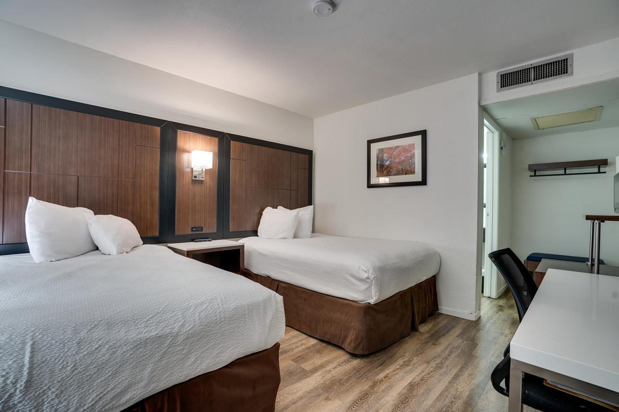 Econo Lodge Stockton Near I-5 Fairgrounds Zewnętrze zdjęcie