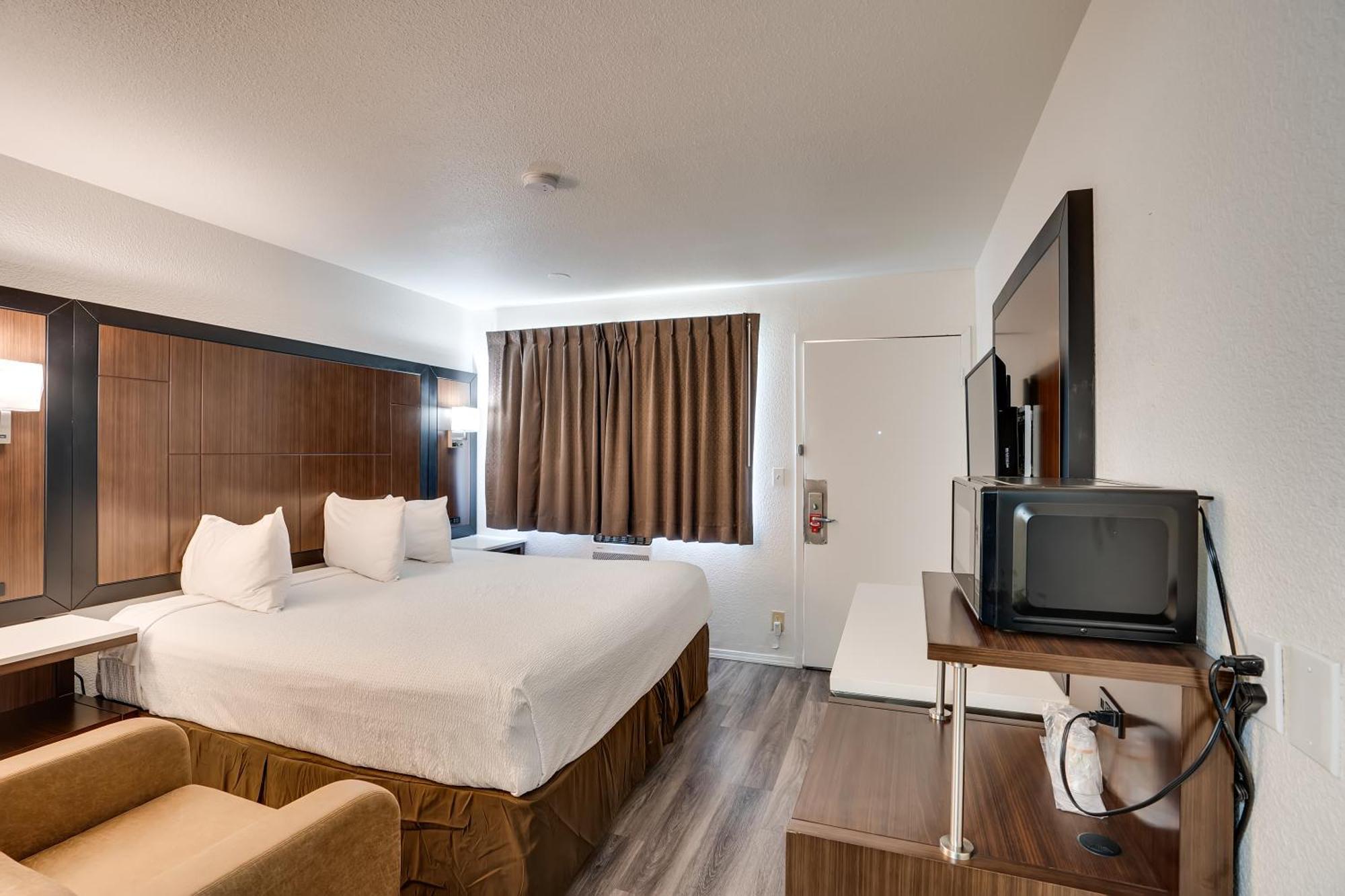 Econo Lodge Stockton Near I-5 Fairgrounds Zewnętrze zdjęcie