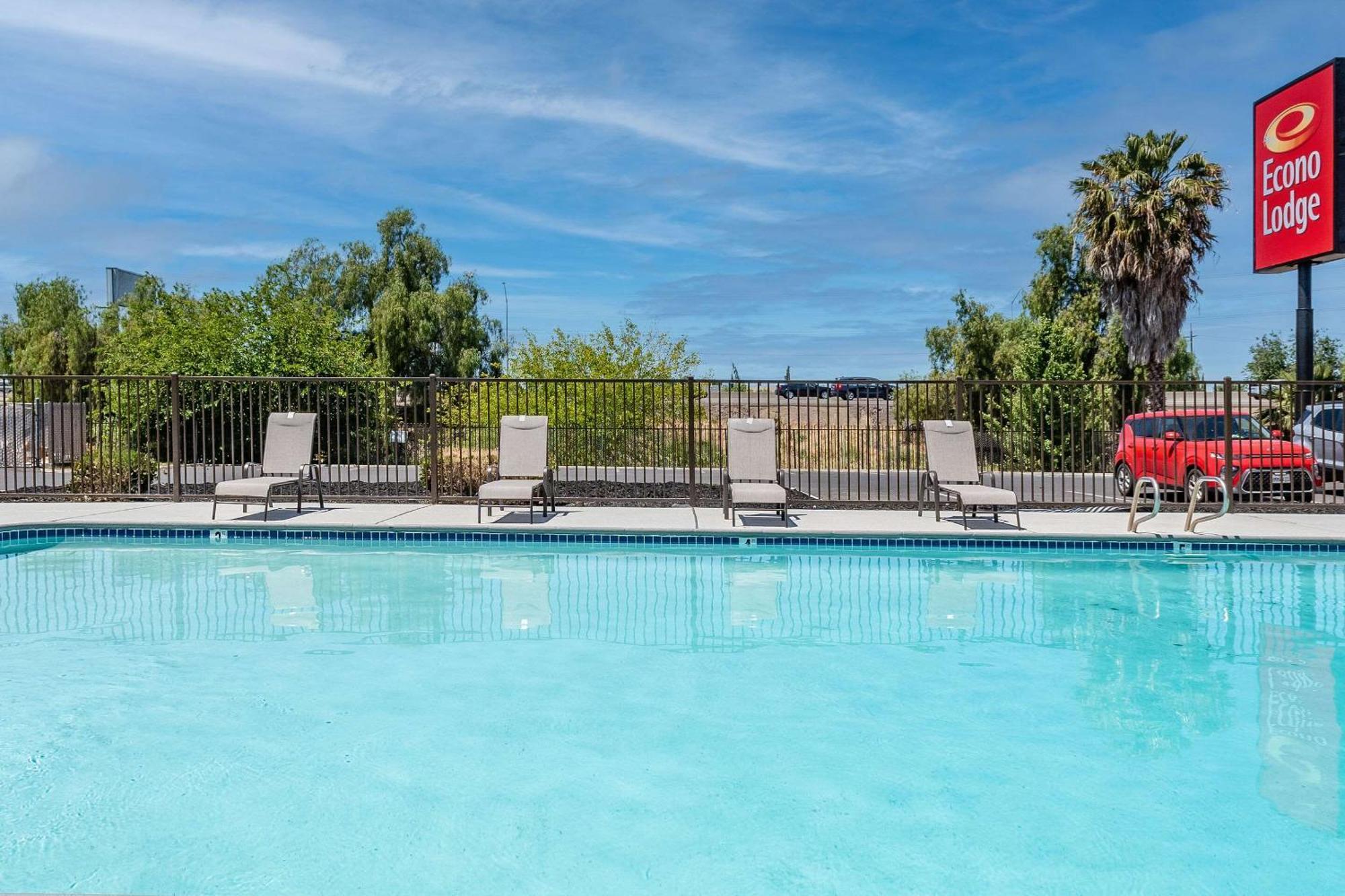 Econo Lodge Stockton Near I-5 Fairgrounds Zewnętrze zdjęcie